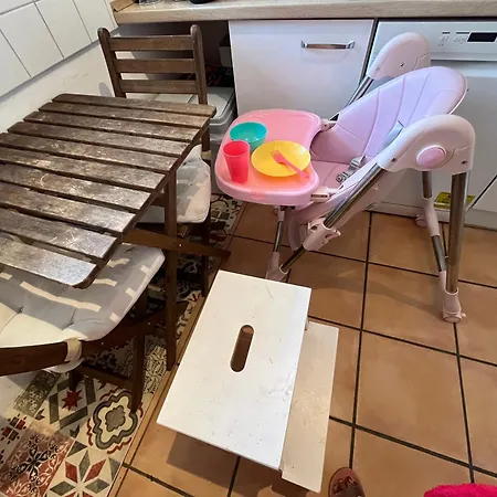 Full Flat In Centre With Balcony *