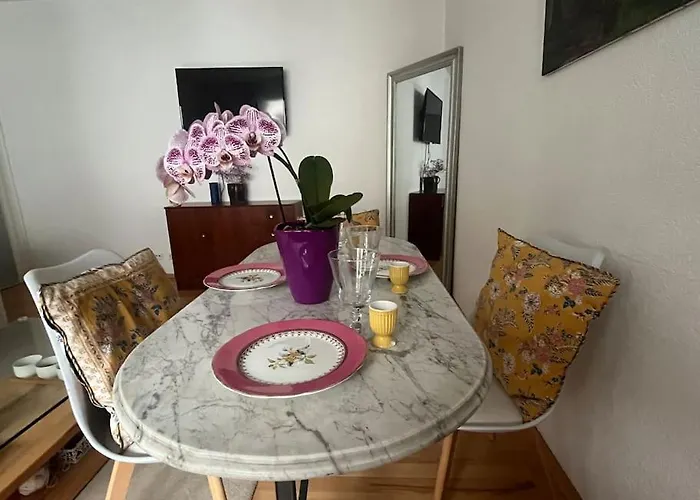 Full Flat In Centre With Balcony Frankfurt am Main