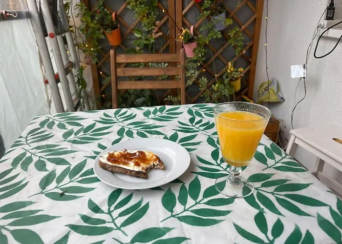 Full Flat In Centre With Balcony Daire *